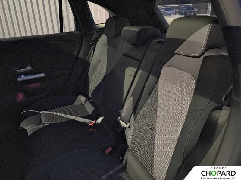 Image secondaire du véhicule 12