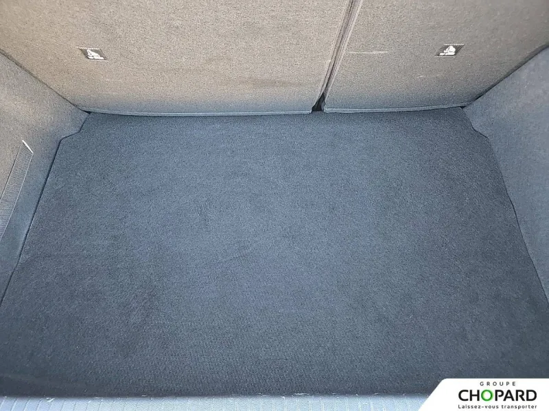 Image secondaire du véhicule 9