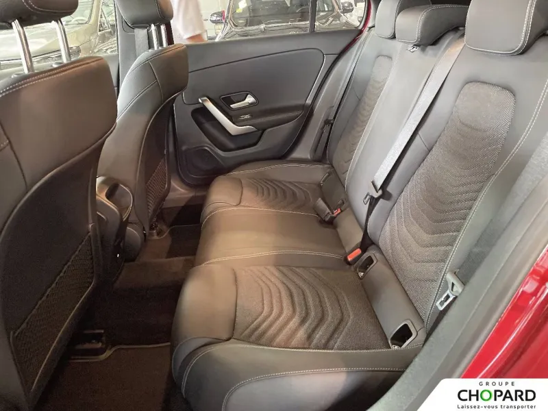 Image secondaire du véhicule 19