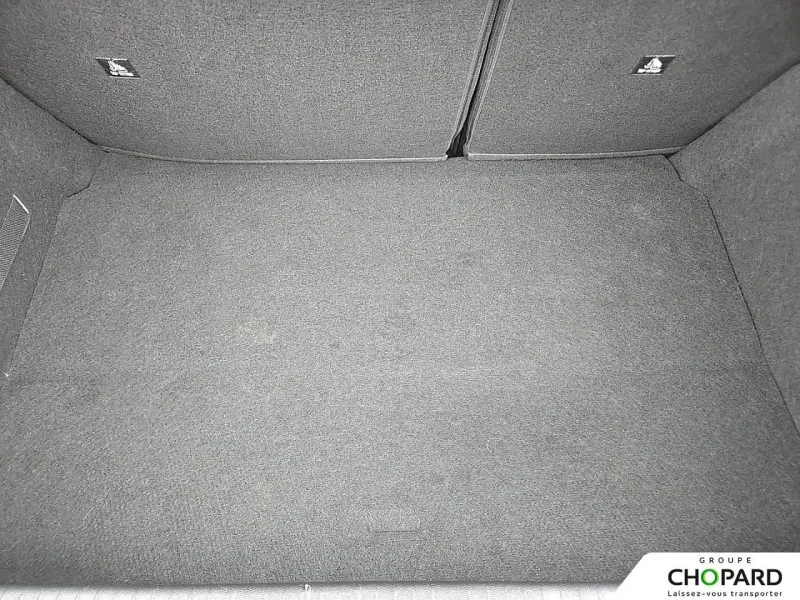 Image secondaire du véhicule 9