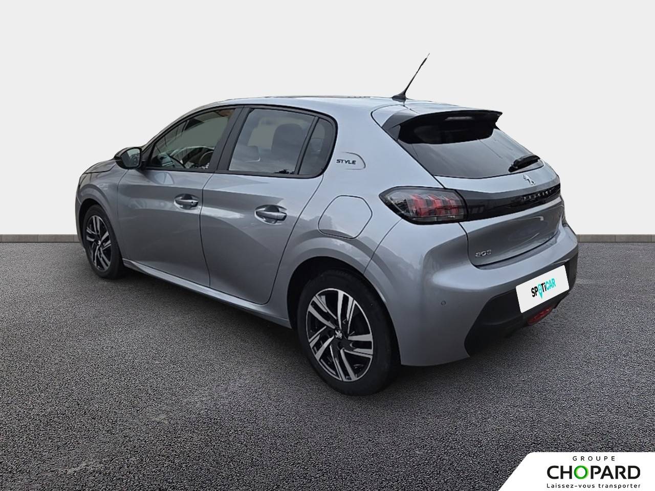 Image secondaire du véhicule 8