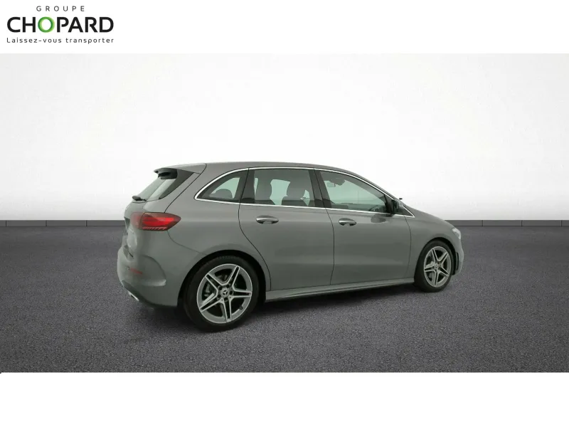 Image secondaire du véhicule 10