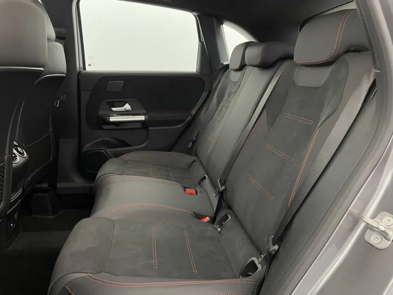 Image secondaire du véhicule 17