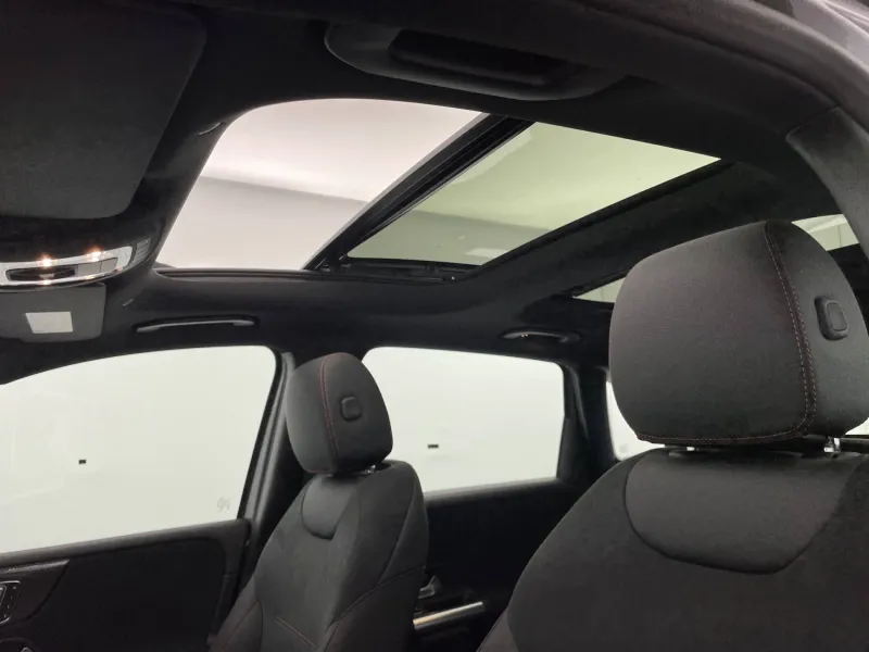 Image secondaire du véhicule 25