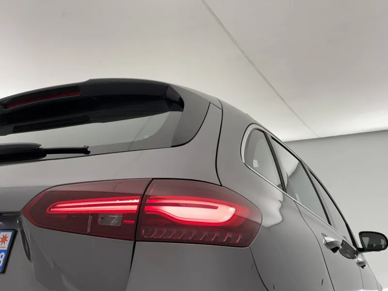 Image secondaire du véhicule 33