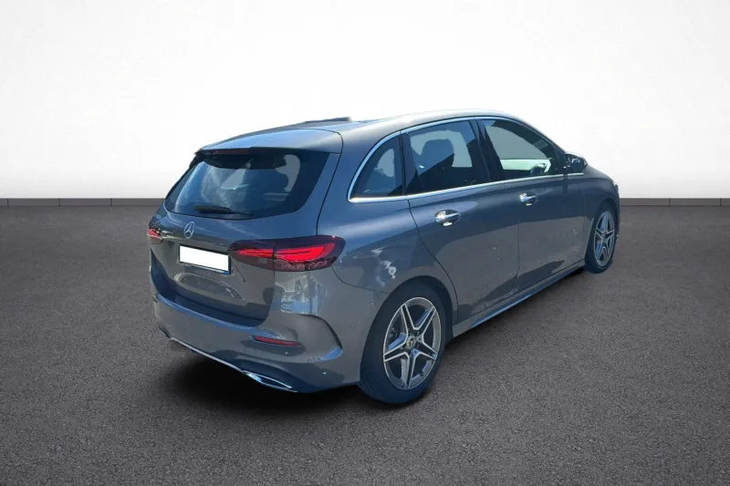 Image secondaire du véhicule 40