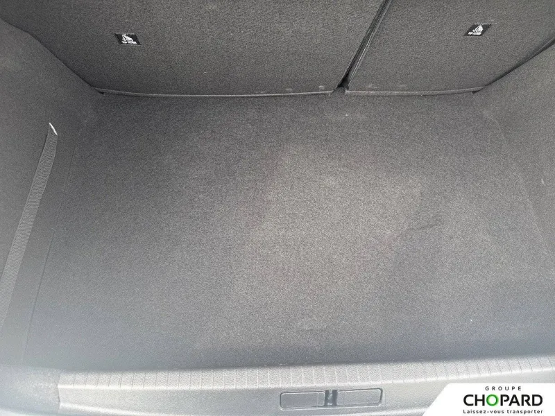 Image secondaire du véhicule 9