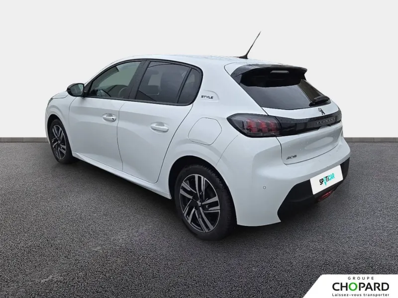 Image secondaire du véhicule 8