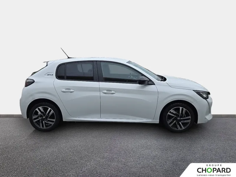 Image secondaire du véhicule 10