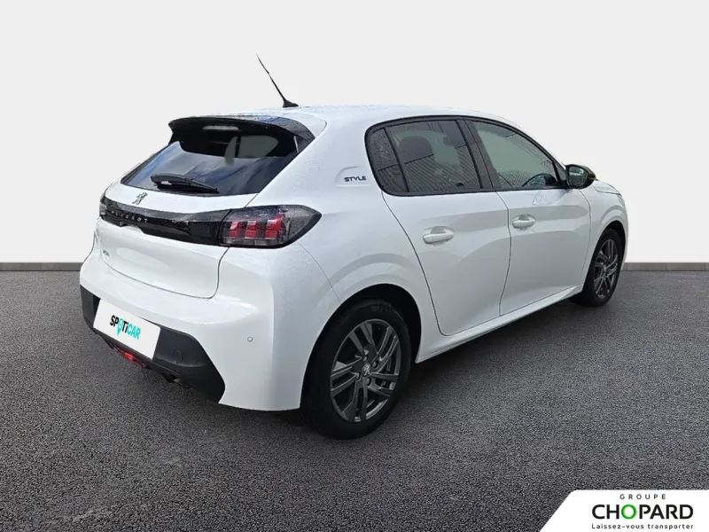 Image secondaire du véhicule 4