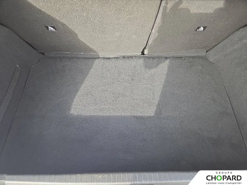 Image secondaire du véhicule 9