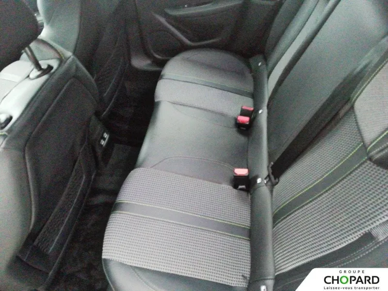 Image secondaire du véhicule 12