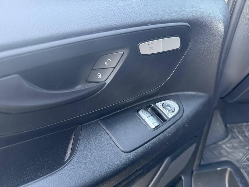 Image secondaire du véhicule 27