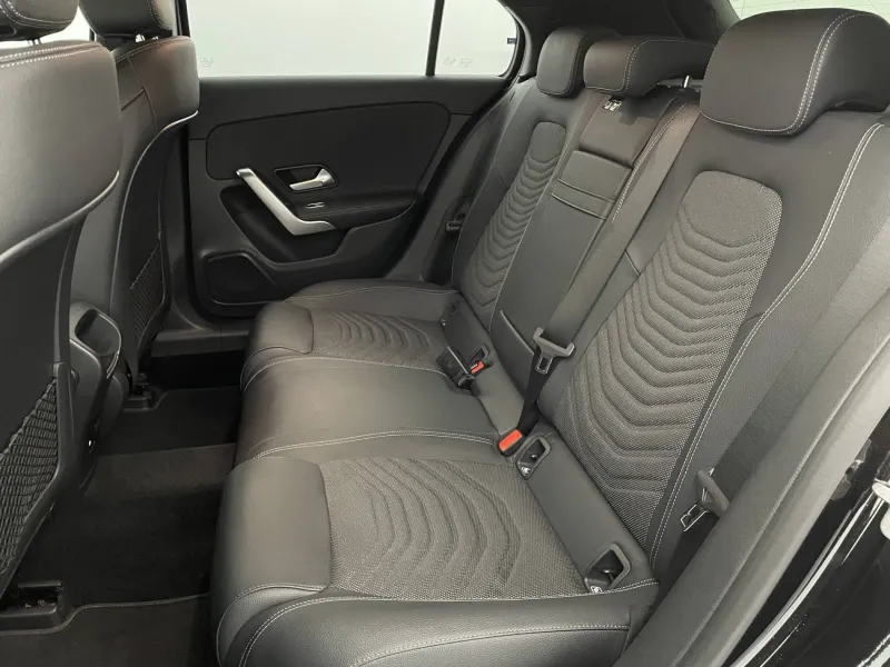 Image secondaire du véhicule 17