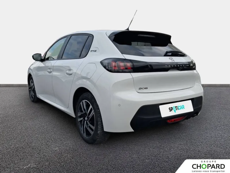 Image secondaire du véhicule 8