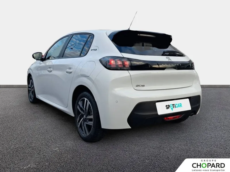 Image secondaire du véhicule 8