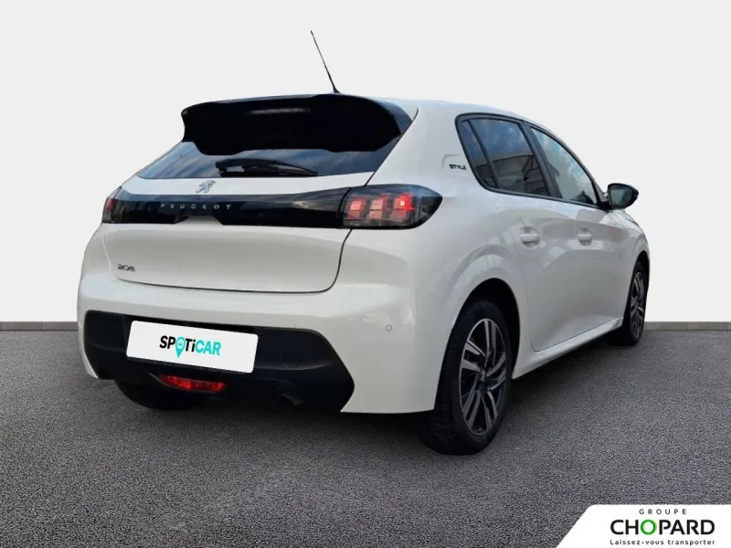 Image secondaire du véhicule 9