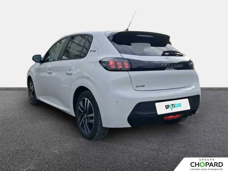 Image secondaire du véhicule 8