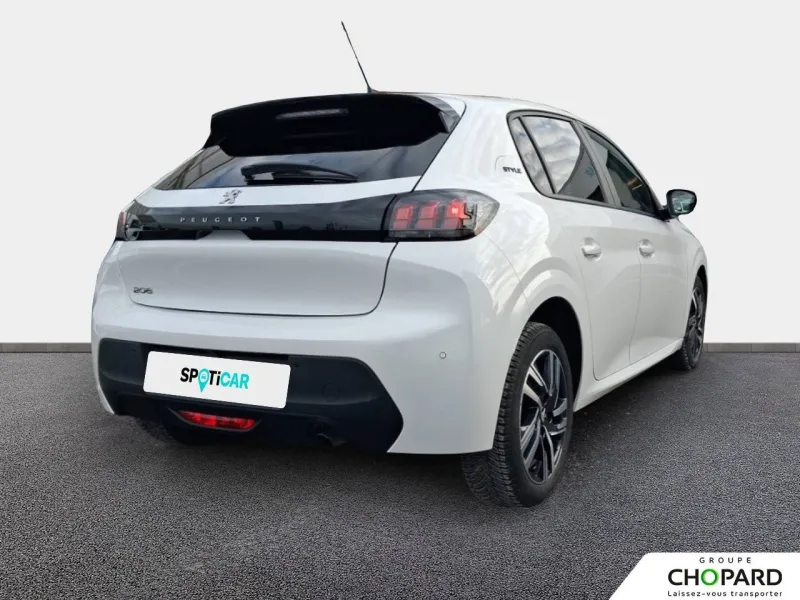 Image secondaire du véhicule 9