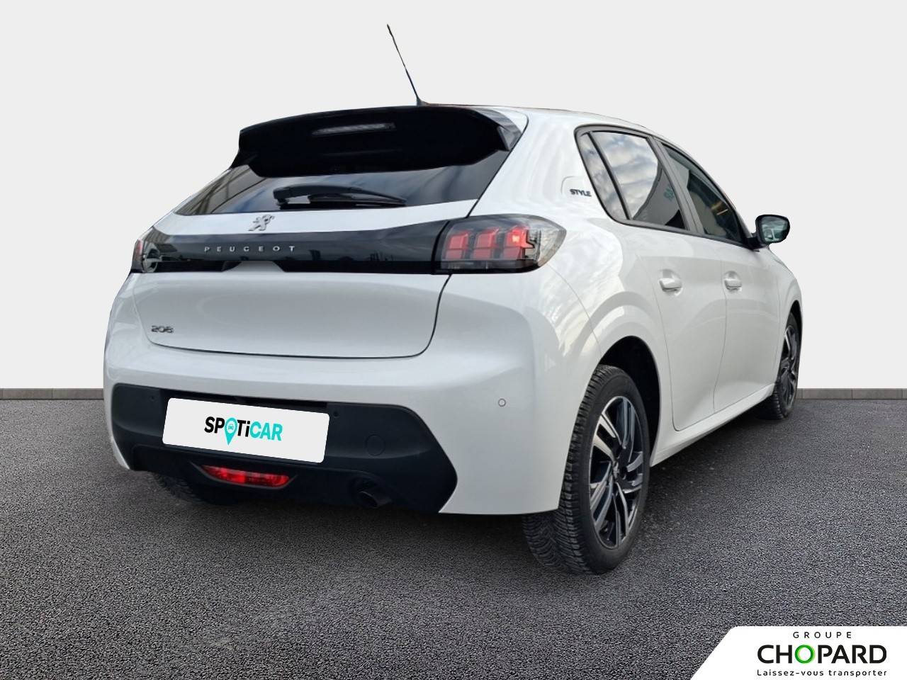 Image secondaire du véhicule 9