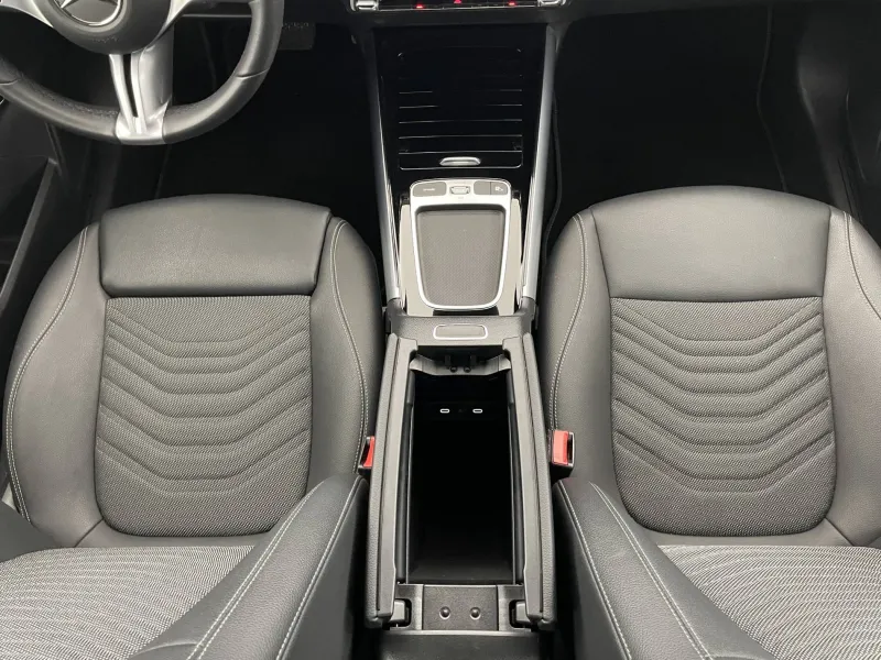 Image secondaire du véhicule 27