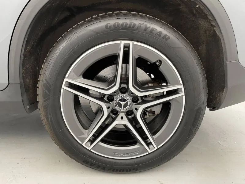 Image secondaire du véhicule 18