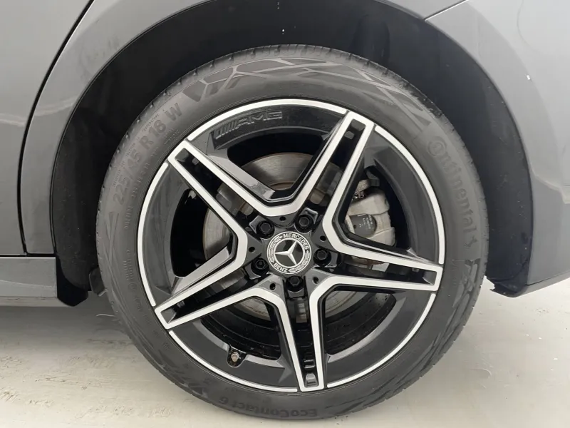 Image secondaire du véhicule 18