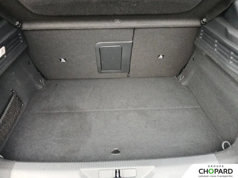 Image secondaire du véhicule 9