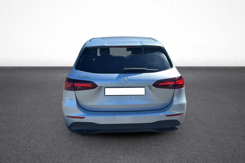 Image secondaire du véhicule 6