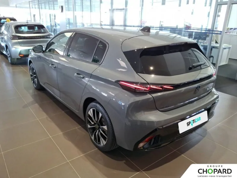 Image secondaire du véhicule 8