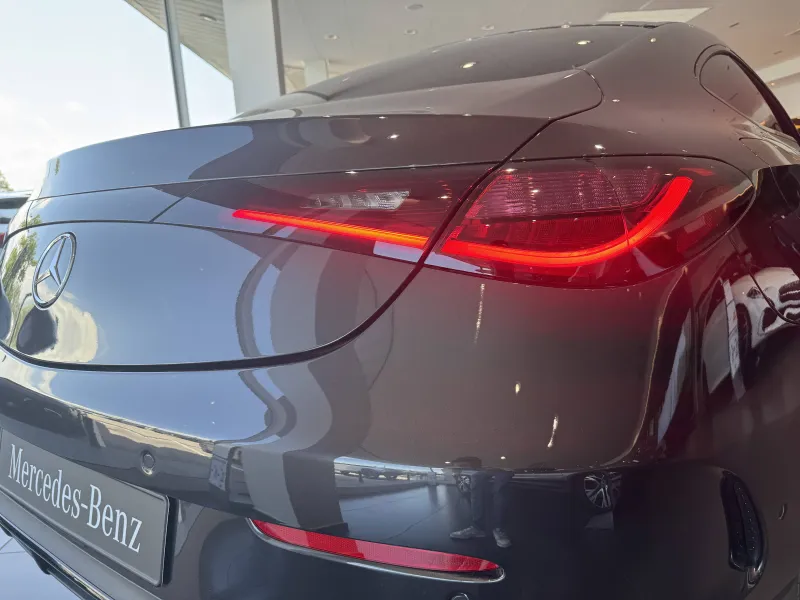 Image secondaire du véhicule 4