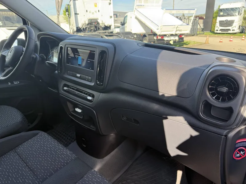 Image secondaire du véhicule 28