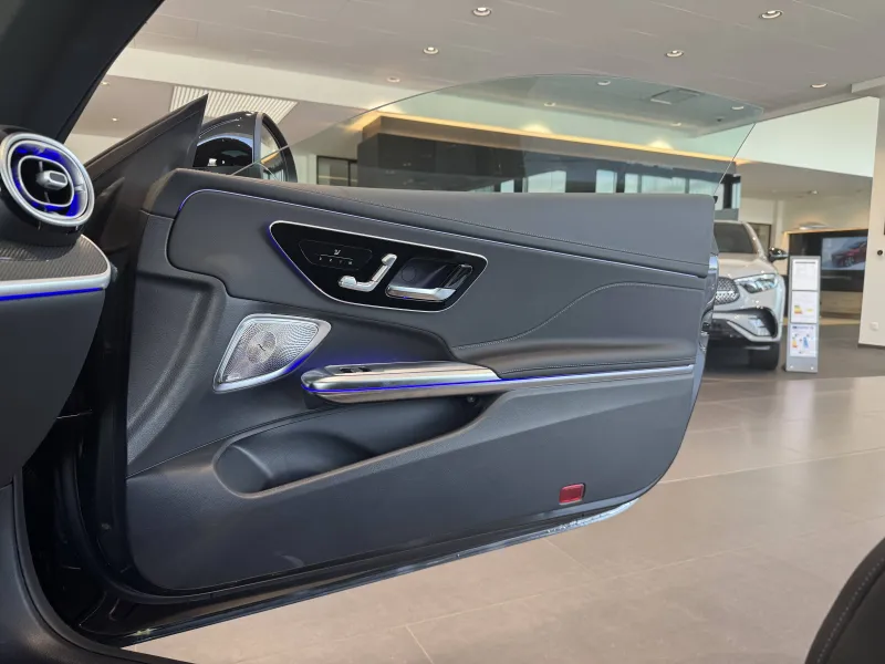 Image secondaire du véhicule 9