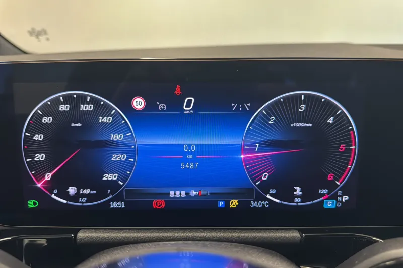 Image secondaire du véhicule 15