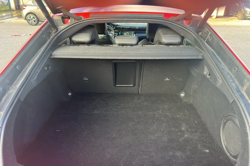 Image secondaire du véhicule 10