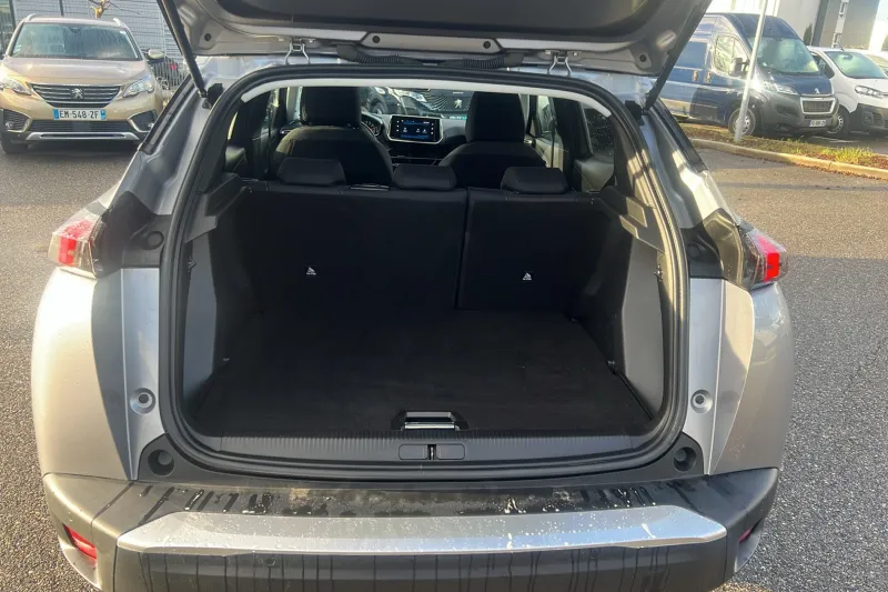 Image secondaire du véhicule 10