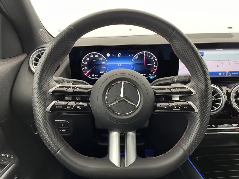 Image secondaire du véhicule 24