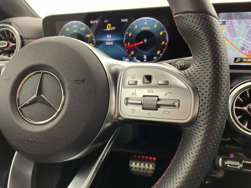 Image secondaire du véhicule 25