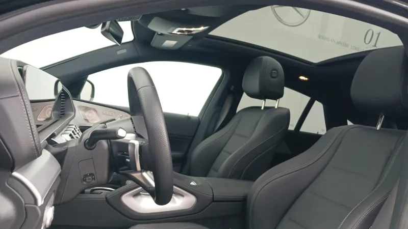 Image secondaire du véhicule 10