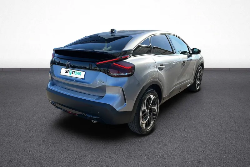 Image secondaire du véhicule 7