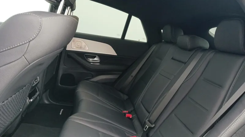 Image secondaire du véhicule 11