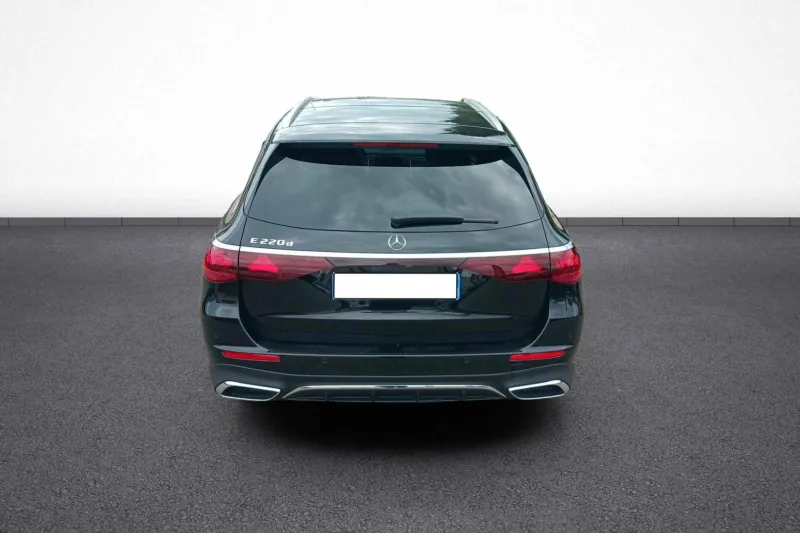 Image secondaire du véhicule 6