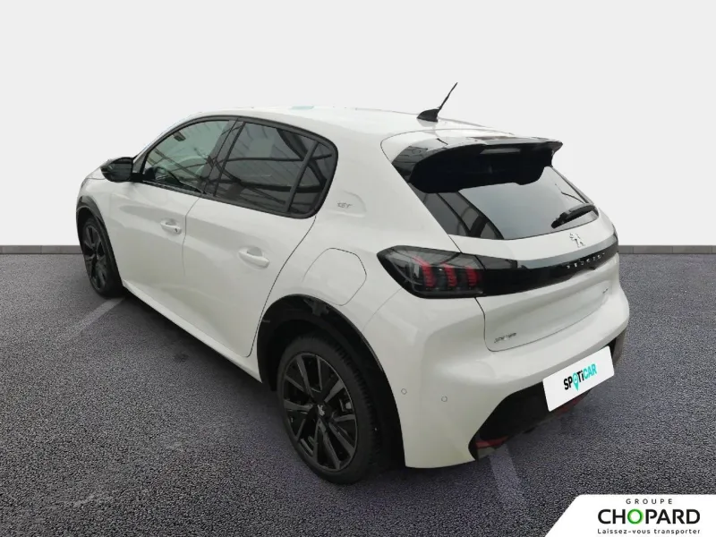 Image secondaire du véhicule 10