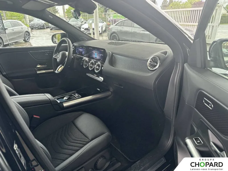 Image secondaire du véhicule 14