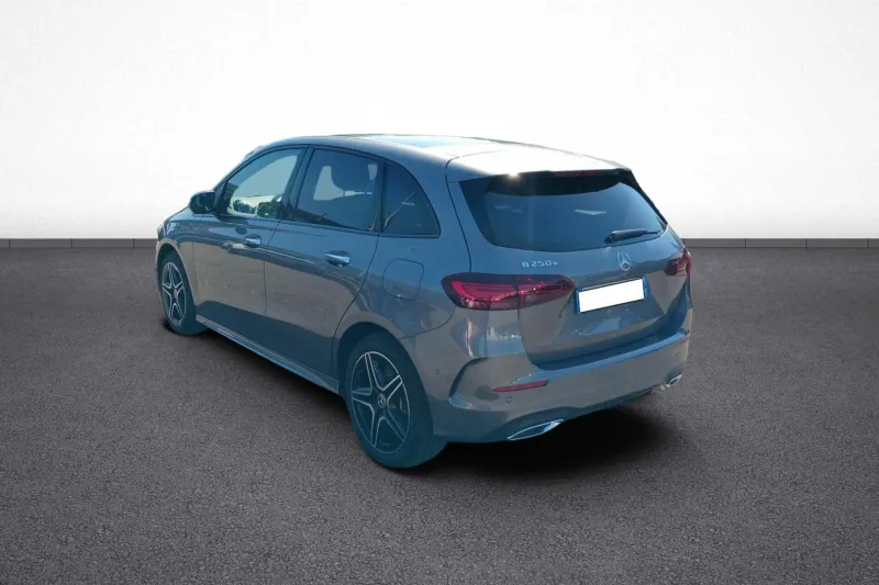 Image secondaire du véhicule 5