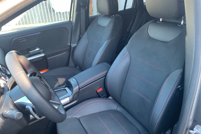 Image secondaire du véhicule 11