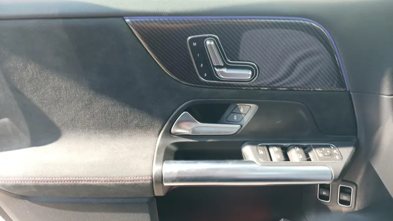 Image secondaire du véhicule 26