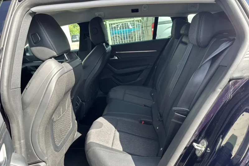 Image secondaire du véhicule 15