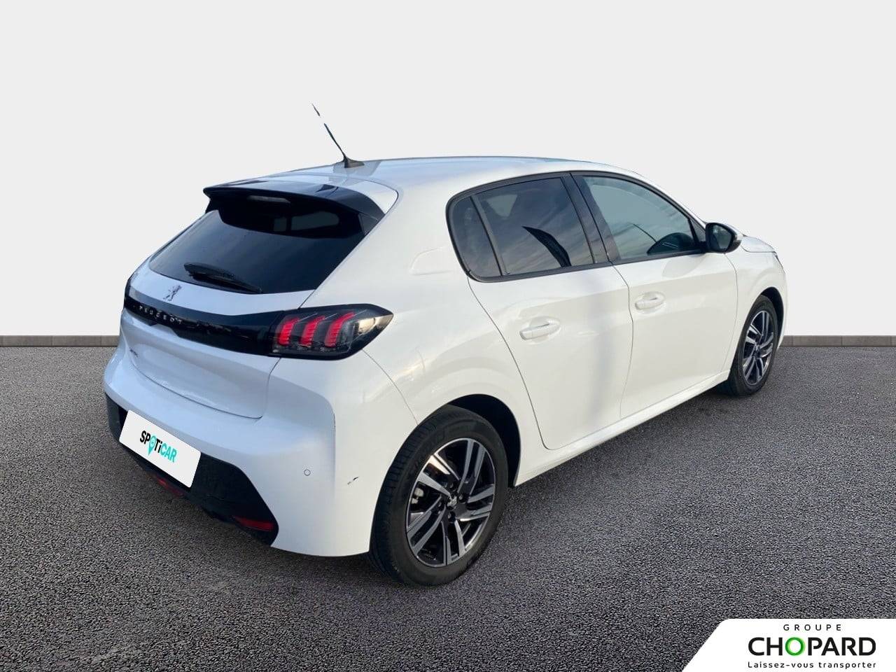 Image secondaire du véhicule 4