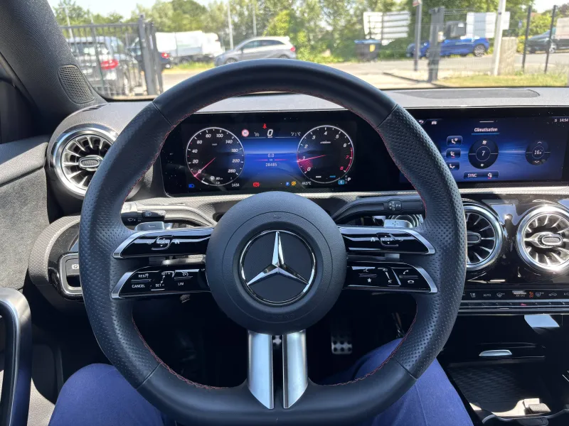 Image secondaire du véhicule 13